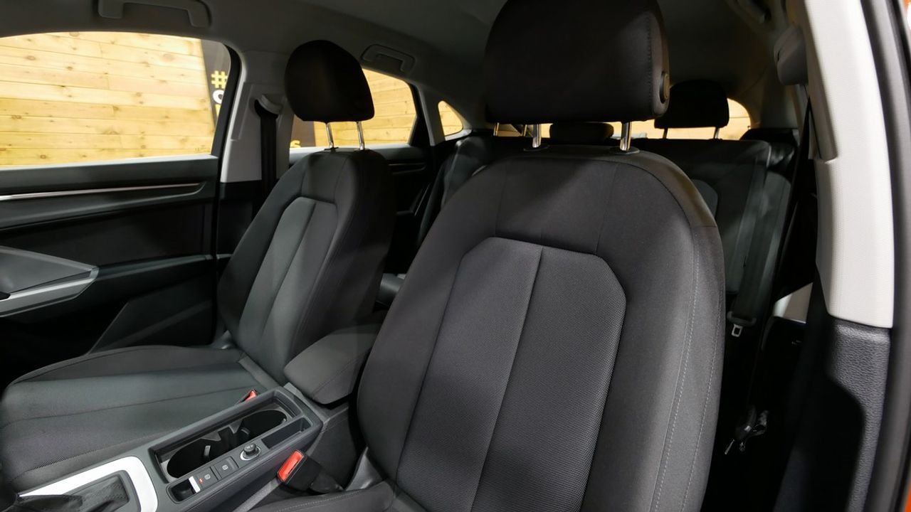 Foto Audi Q3 4