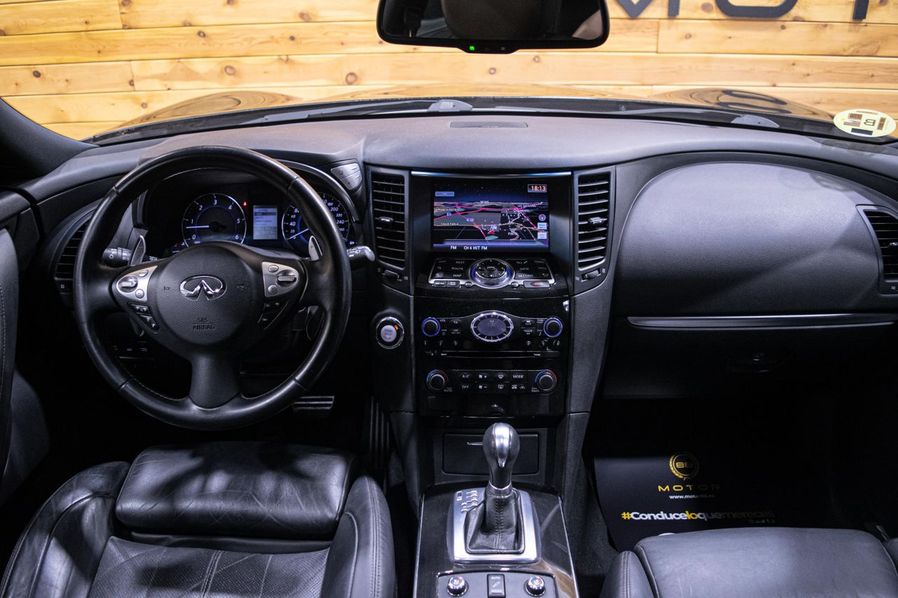 Foto Infiniti QX70 5