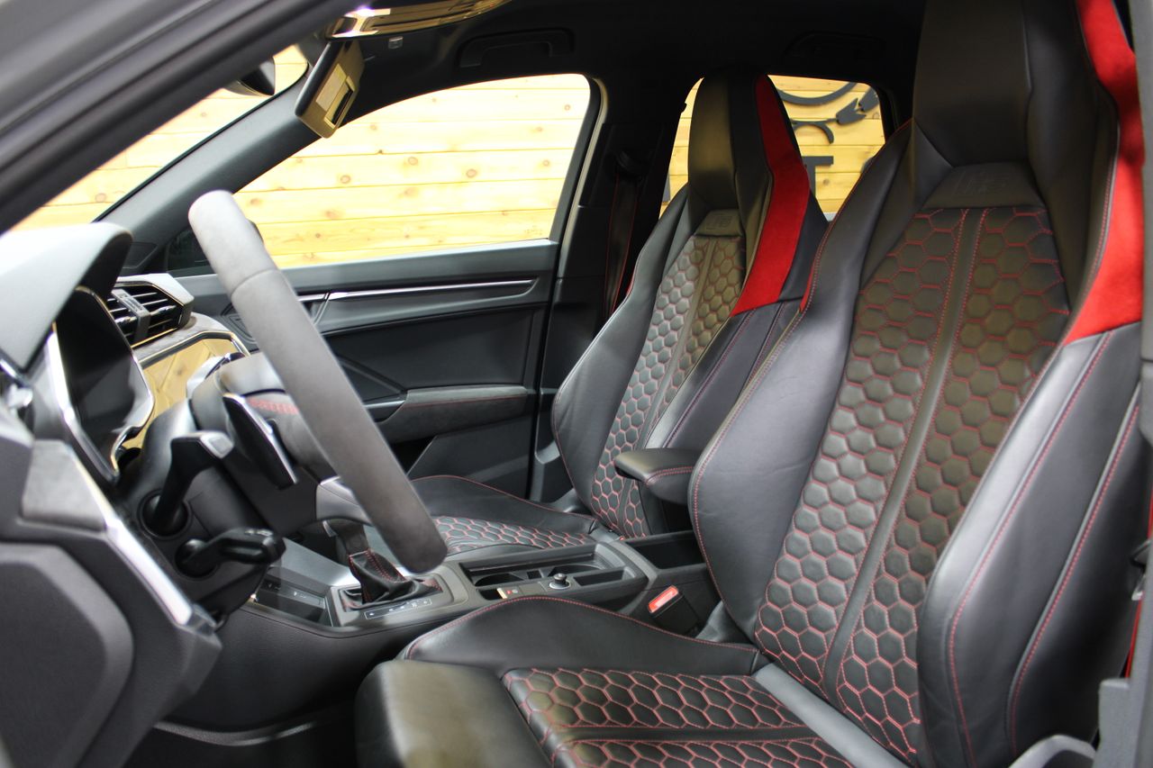 Foto Audi Q3 8