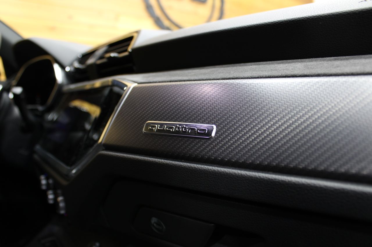 Foto Audi Q3 10