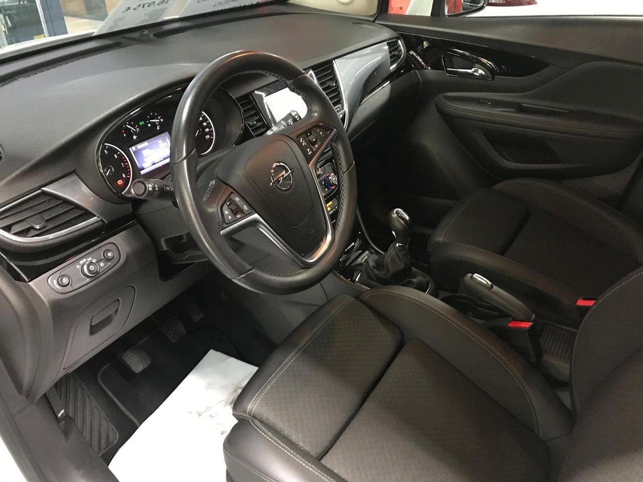 Foto Opel Mokka X 17