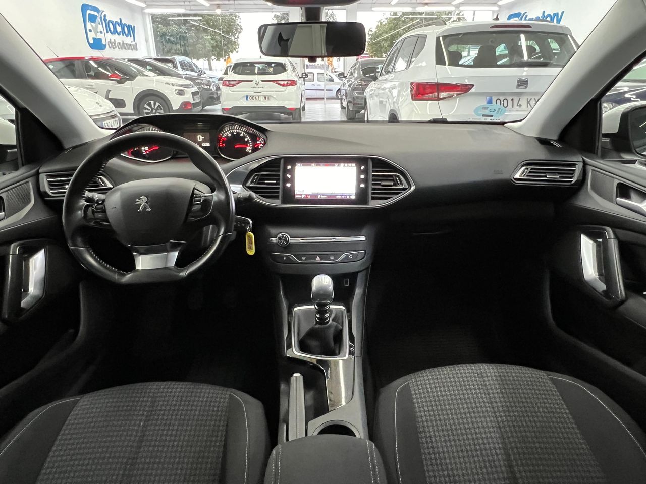 Foto Peugeot 308 8