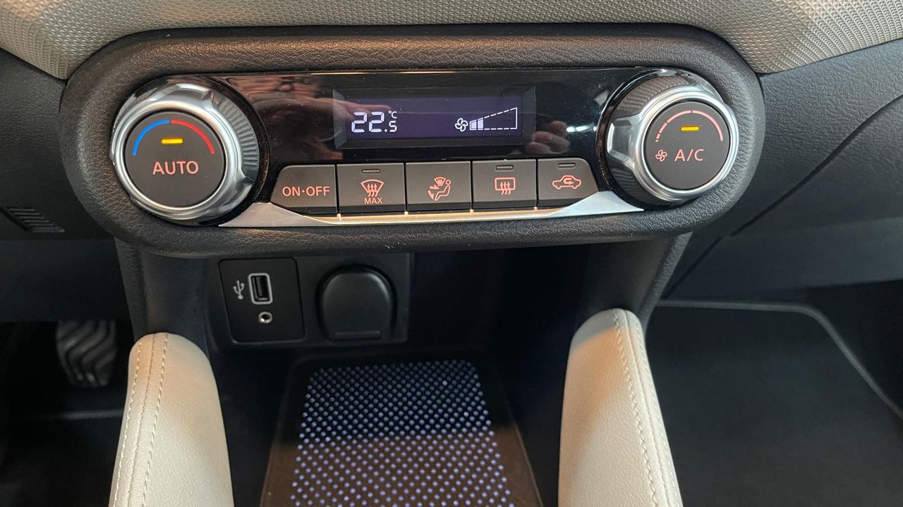 Foto Nissan Micra 10