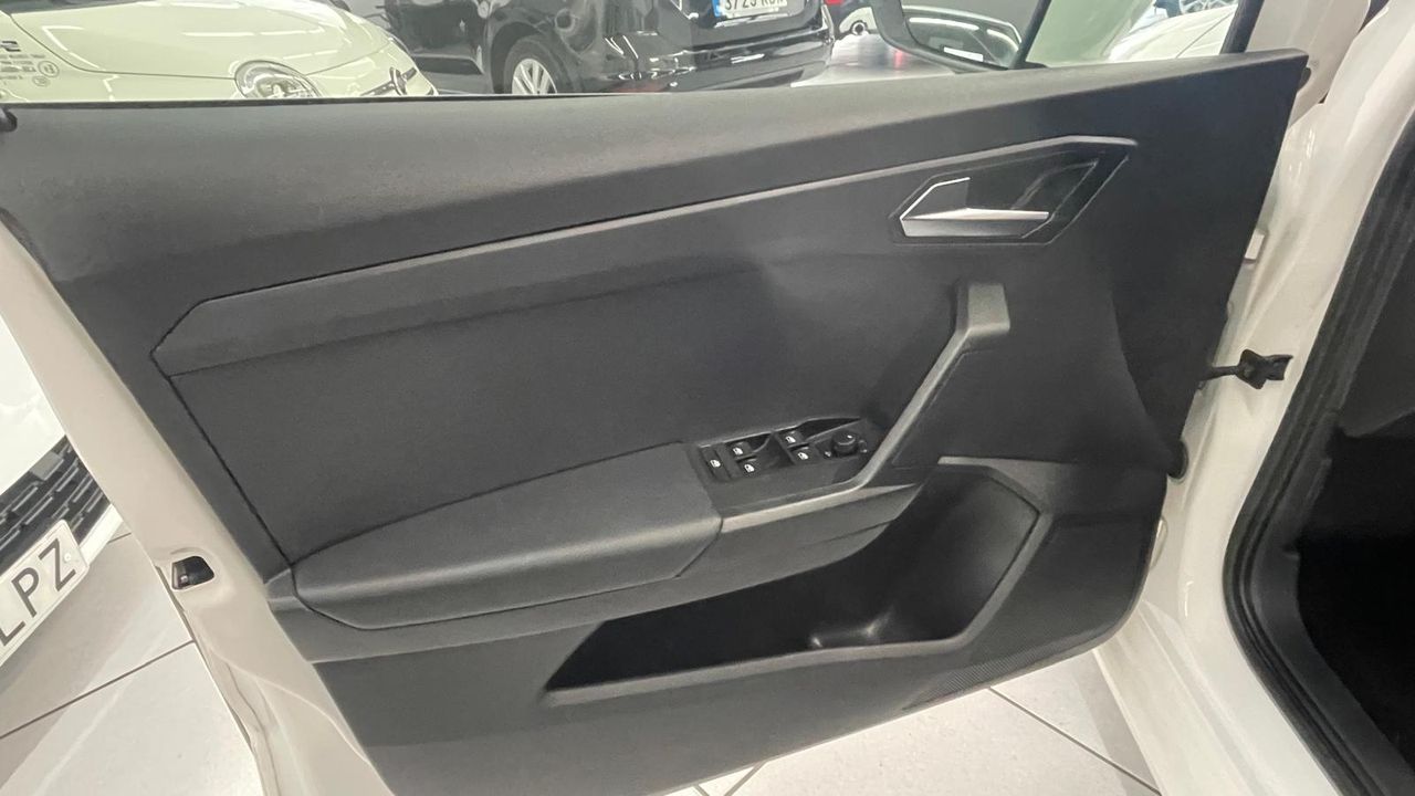Foto Seat Ibiza 16