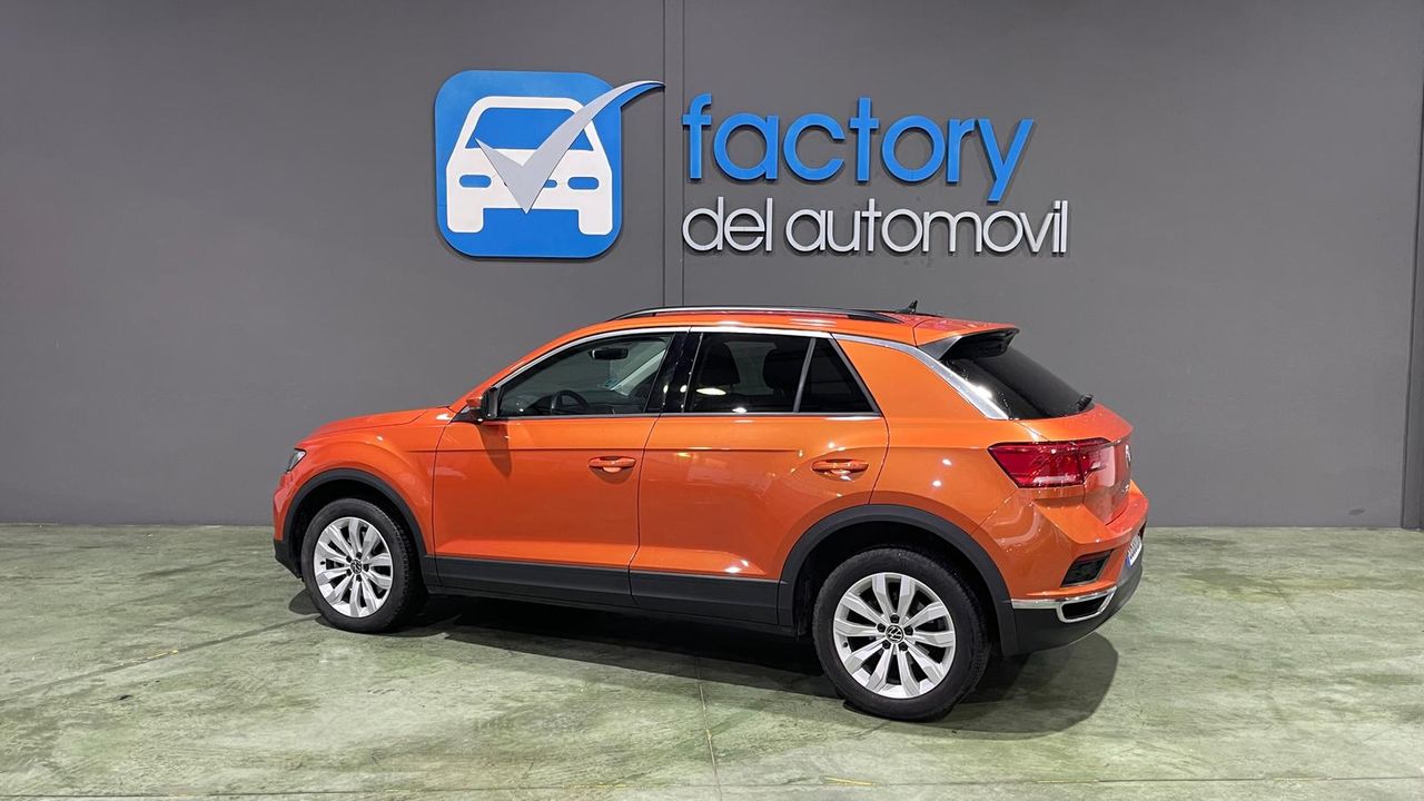Foto Volkswagen T-Roc 3
