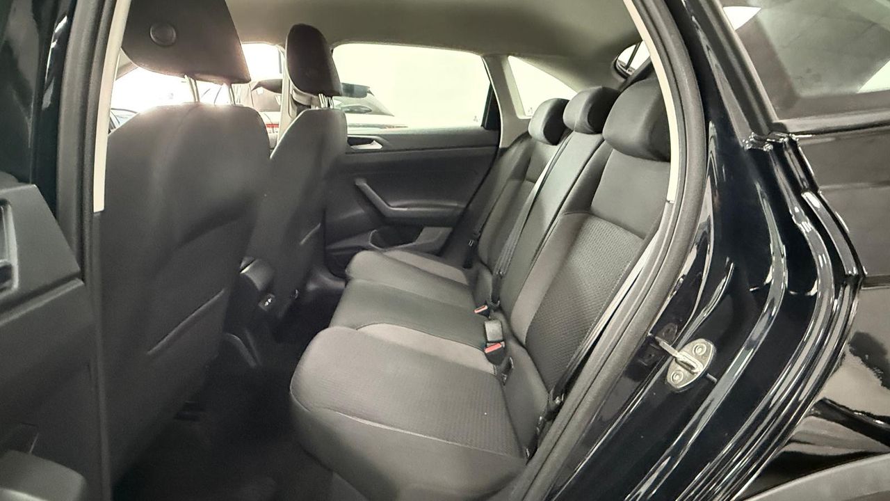 Foto Volkswagen Taigo 11
