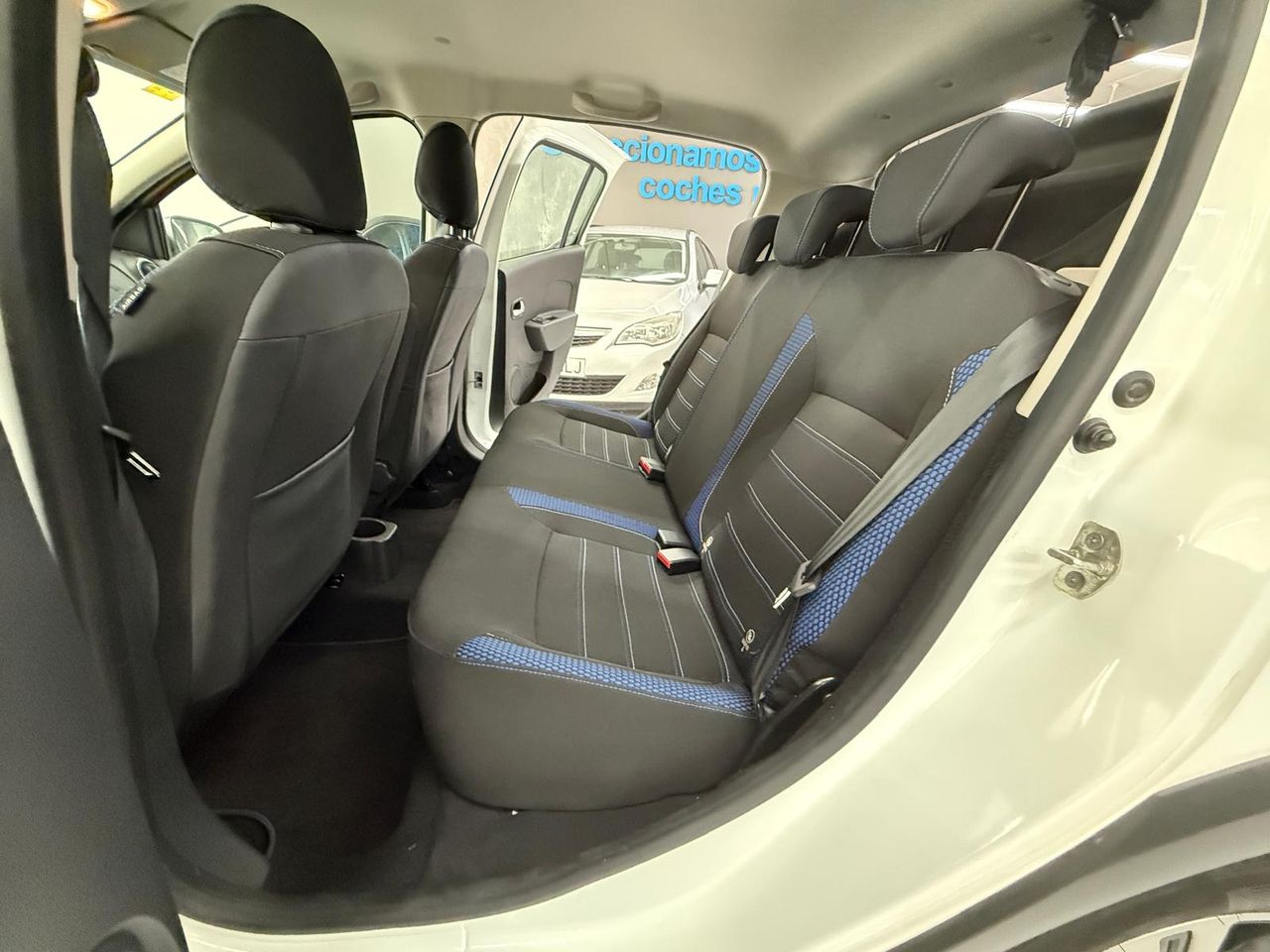 Foto Dacia Sandero 9