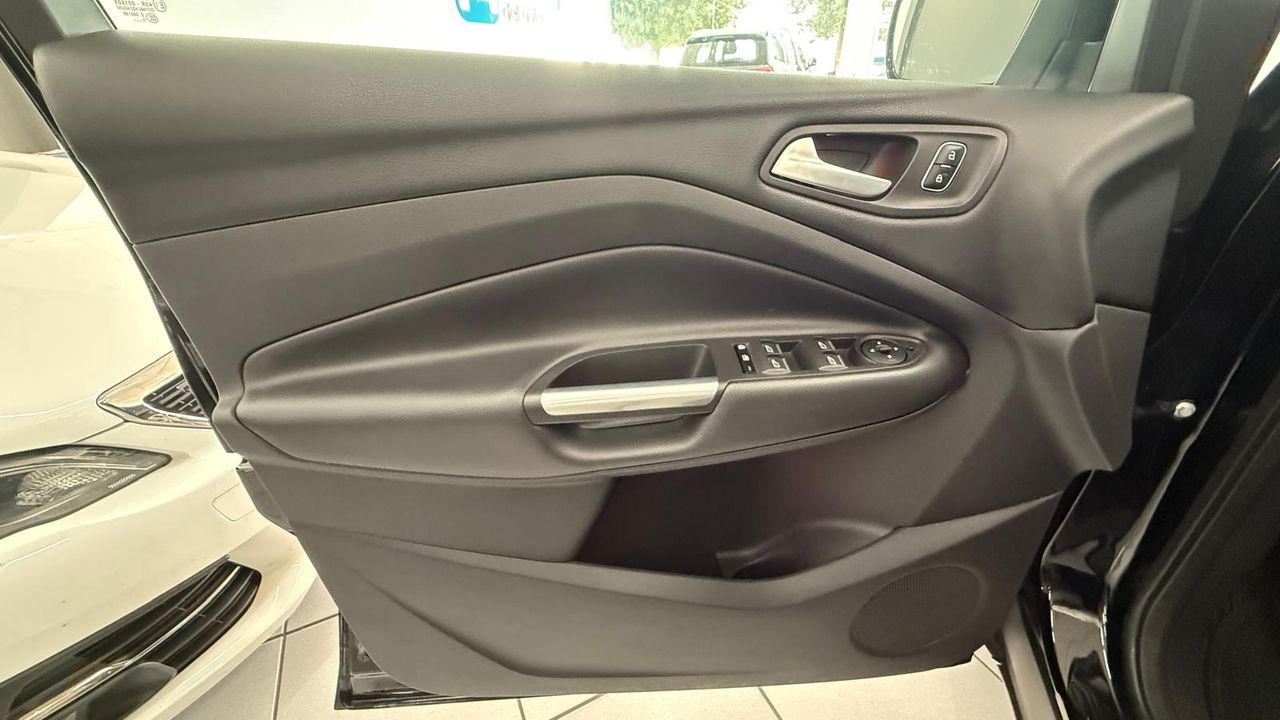 Foto Ford Kuga 9
