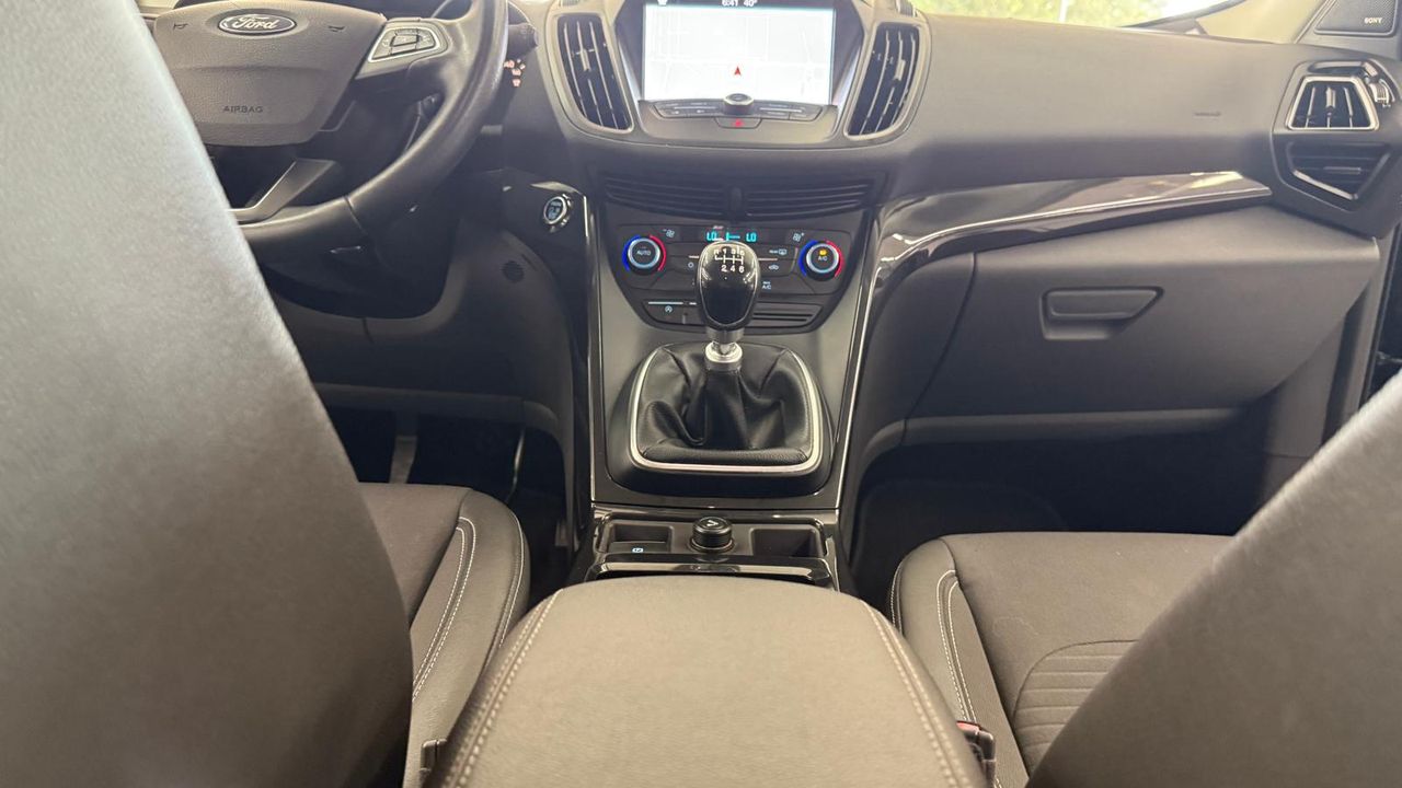Foto Ford Kuga 23