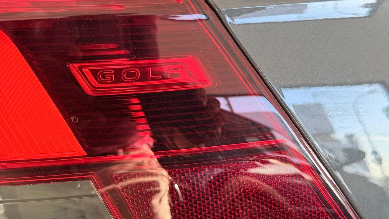 Foto Volkswagen Golf 13