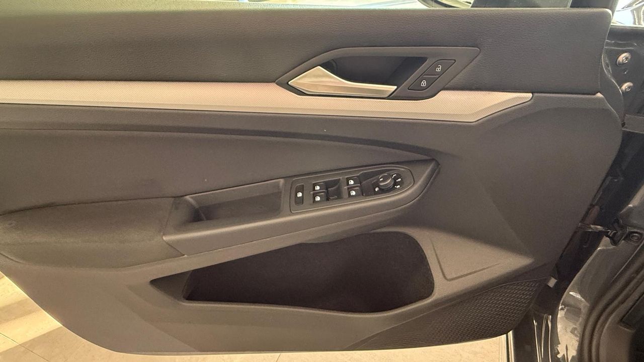 Foto Volkswagen Golf 16