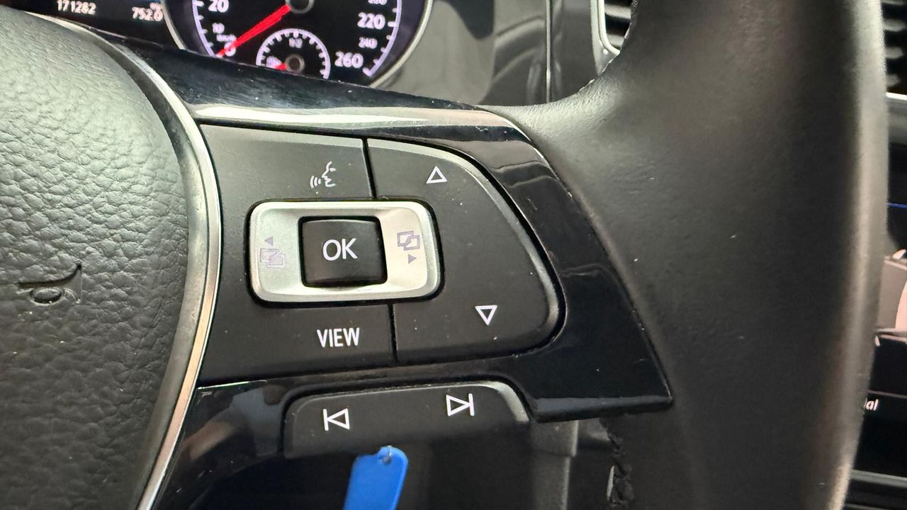 Foto Volkswagen Golf 15