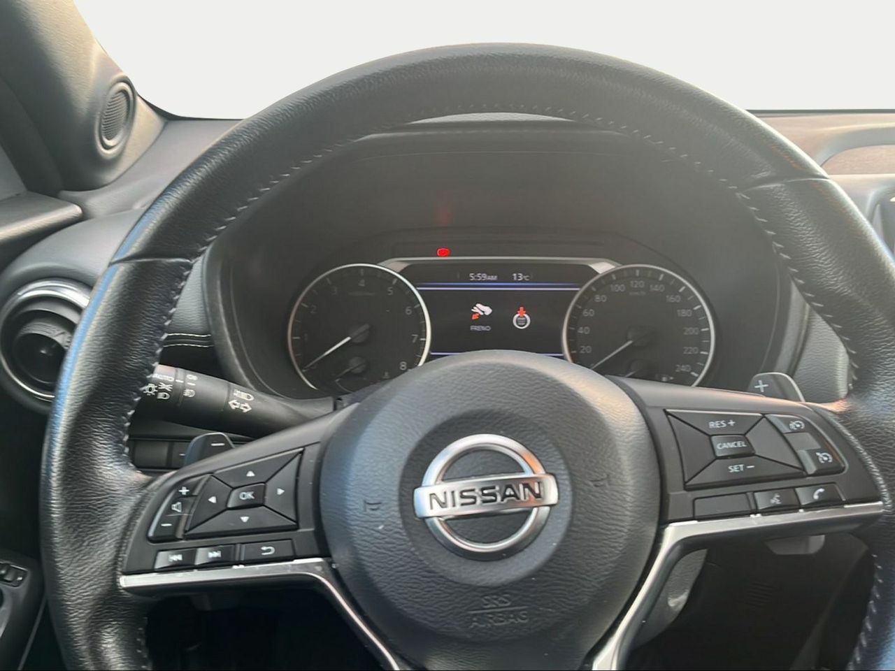 Foto Nissan Juke 12