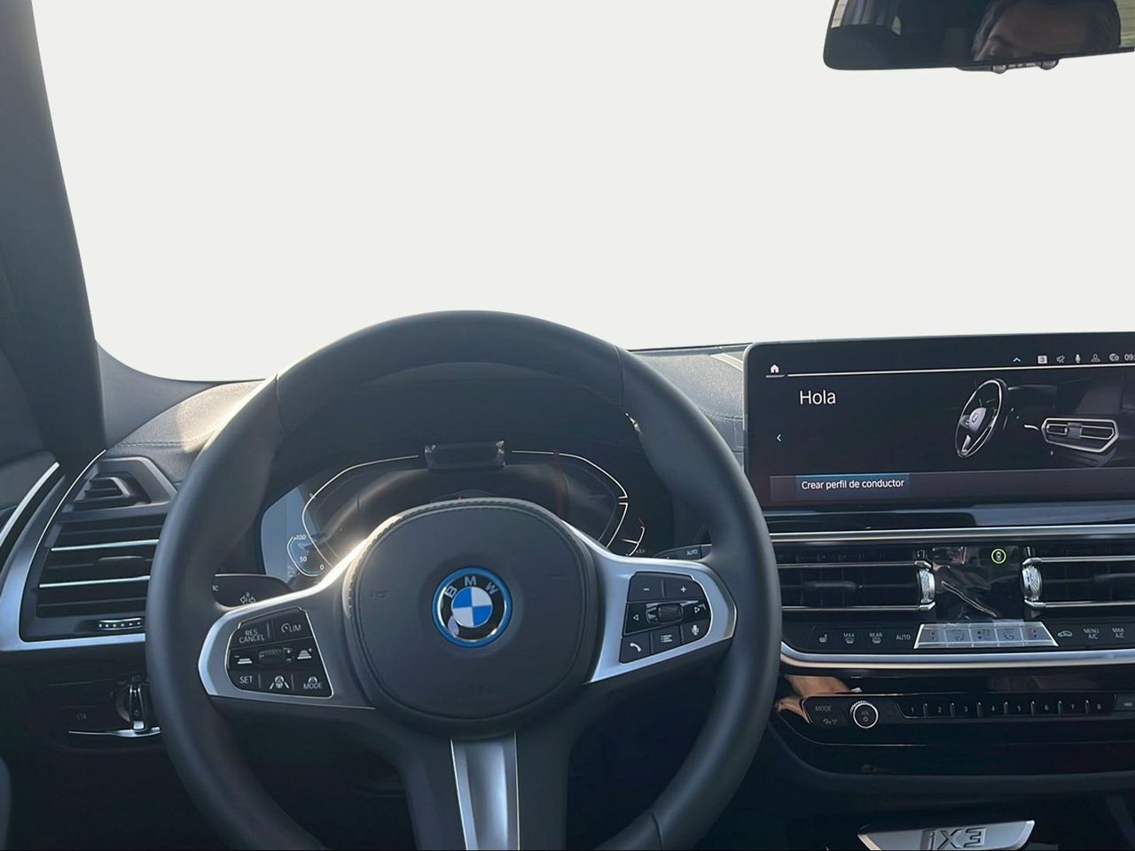 Foto BMW iX3 7