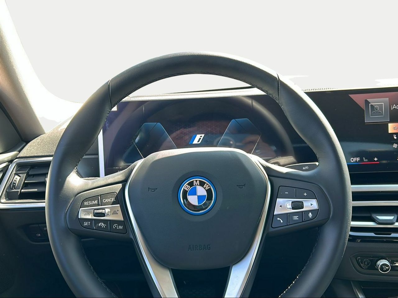 Foto BMW i4 12