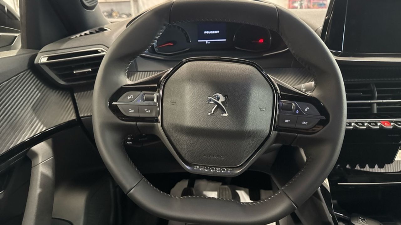 Foto Peugeot 2008 9