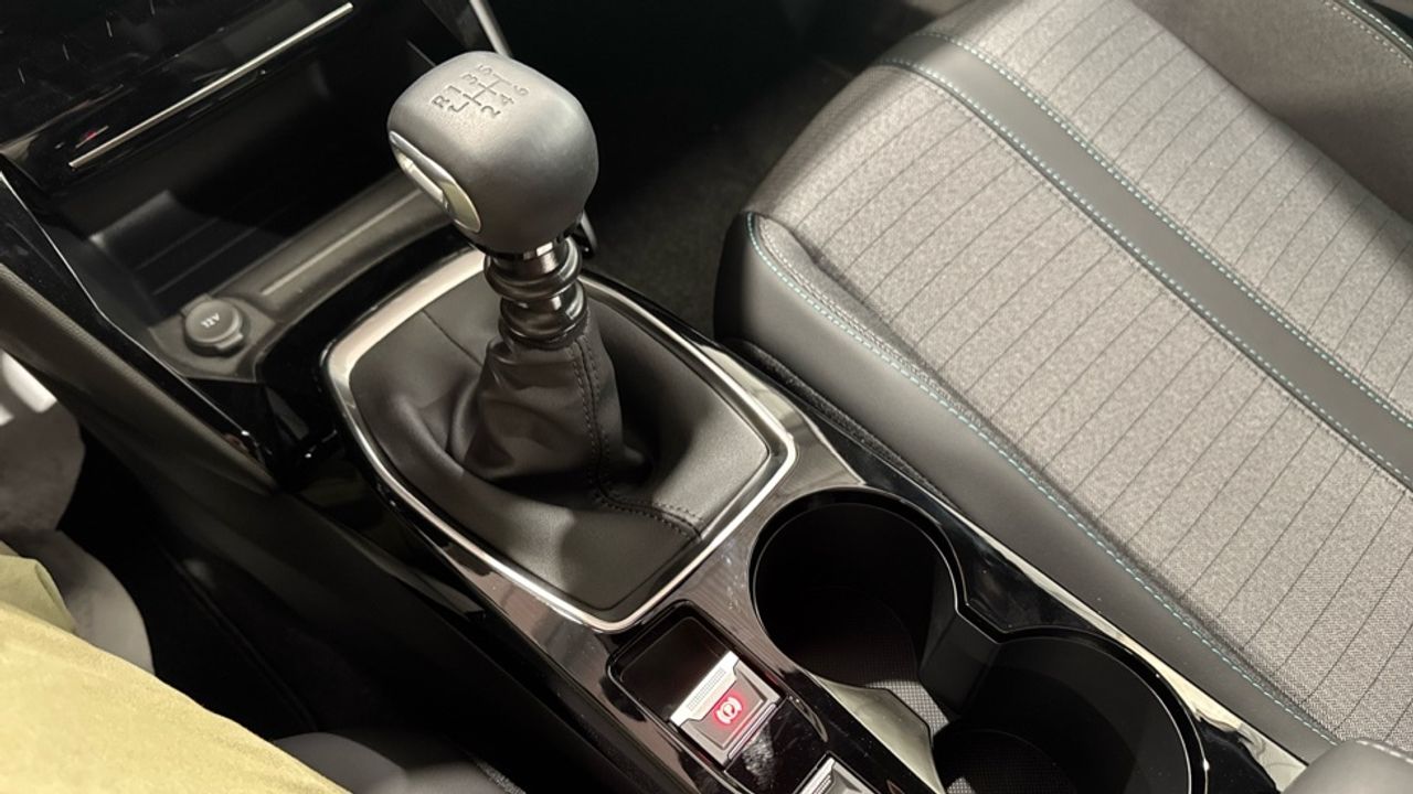 Foto Peugeot 2008 14