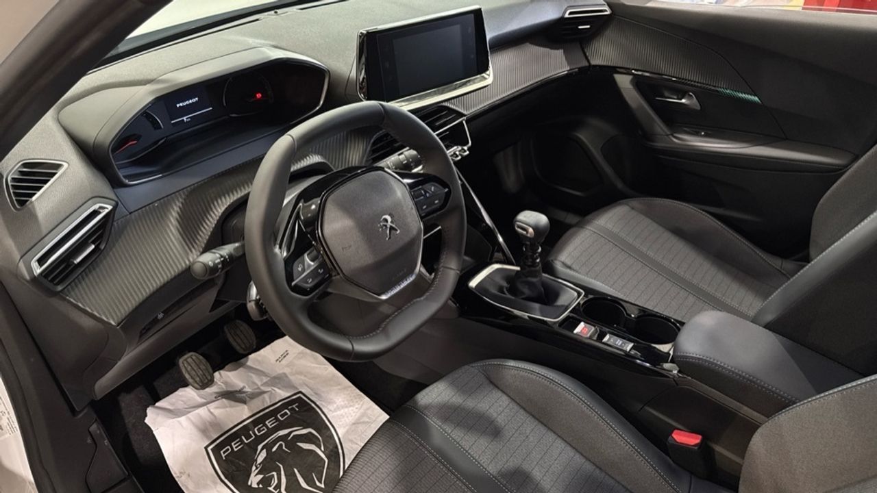 Foto Peugeot 2008 21