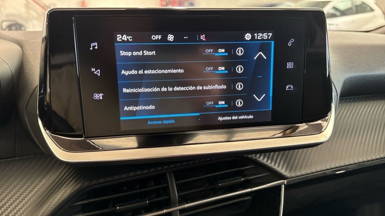 Foto Peugeot 2008 28
