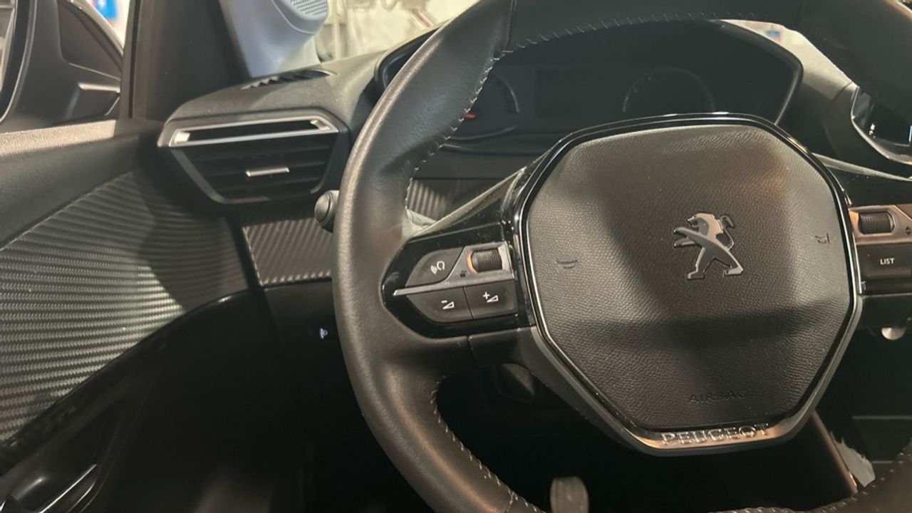 Foto Peugeot 208 20