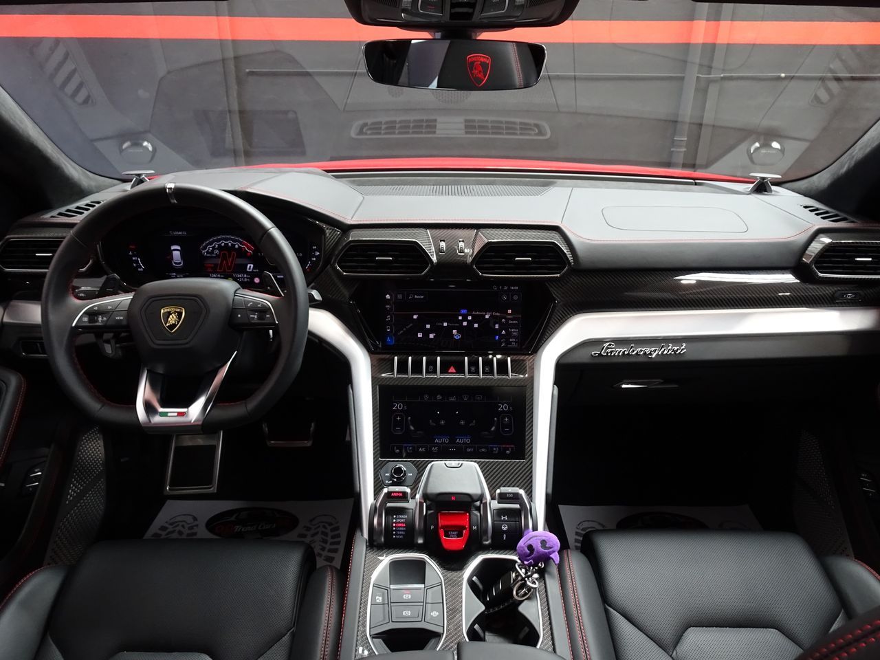 Foto Lamborghini Urus 15