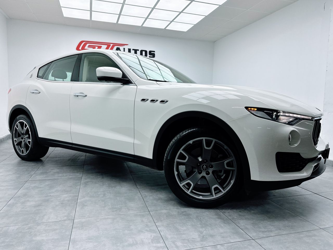 Foto Maserati Levante 27