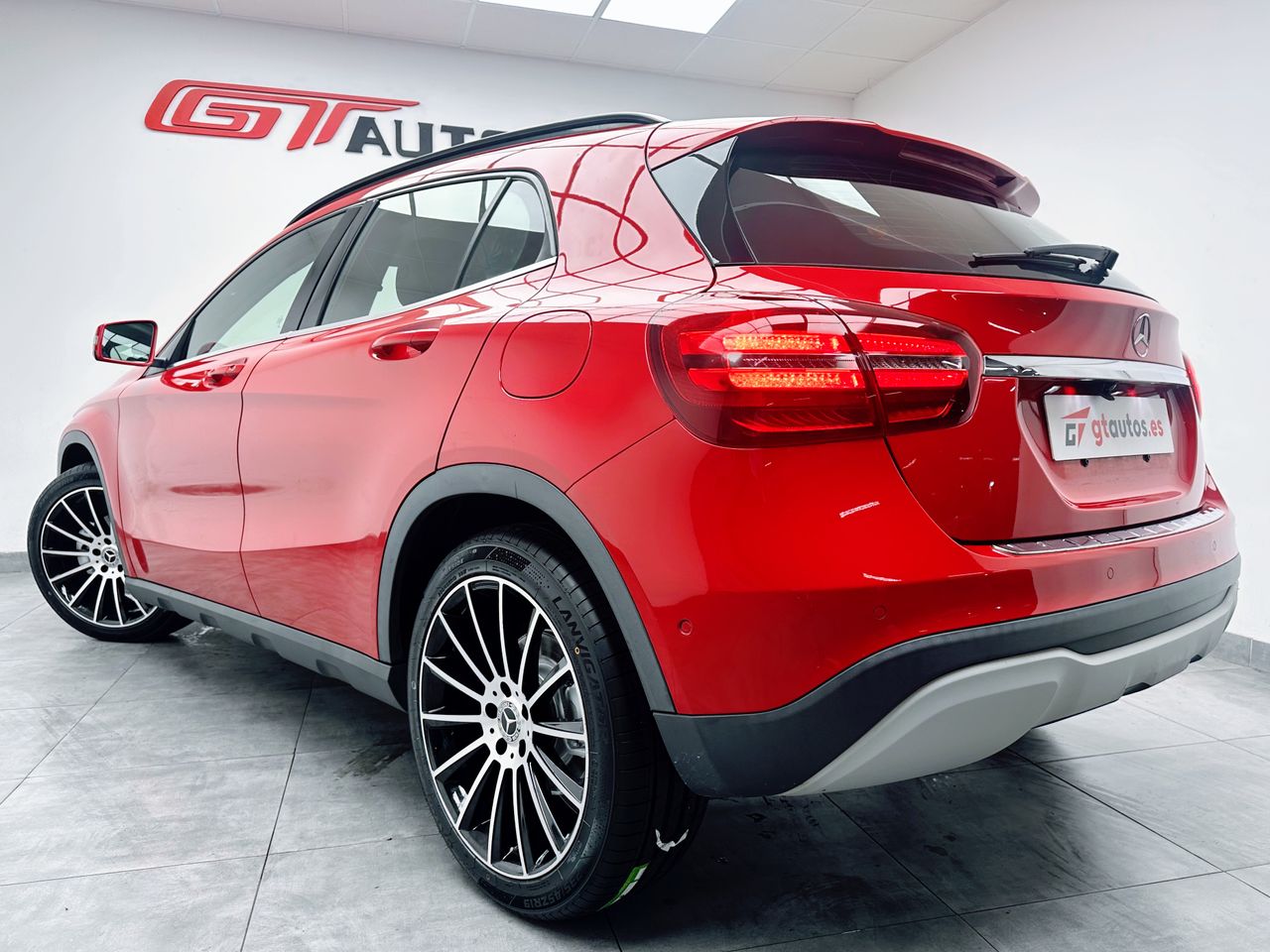 Foto Mercedes-Benz Clase GLA 19