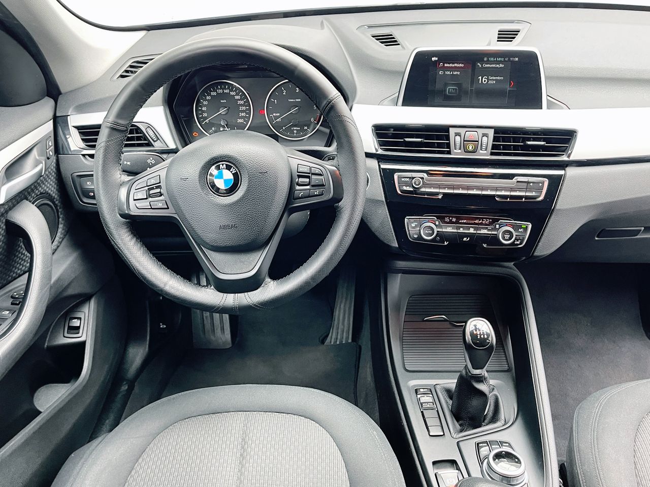 Foto BMW X1 2