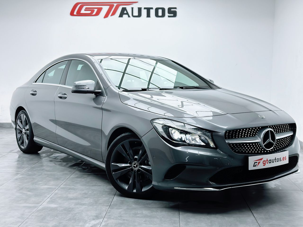 Foto Mercedes-Benz Clase CLA 1