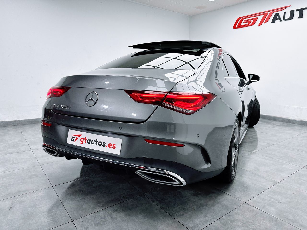 Foto Mercedes-Benz Clase CLA 27