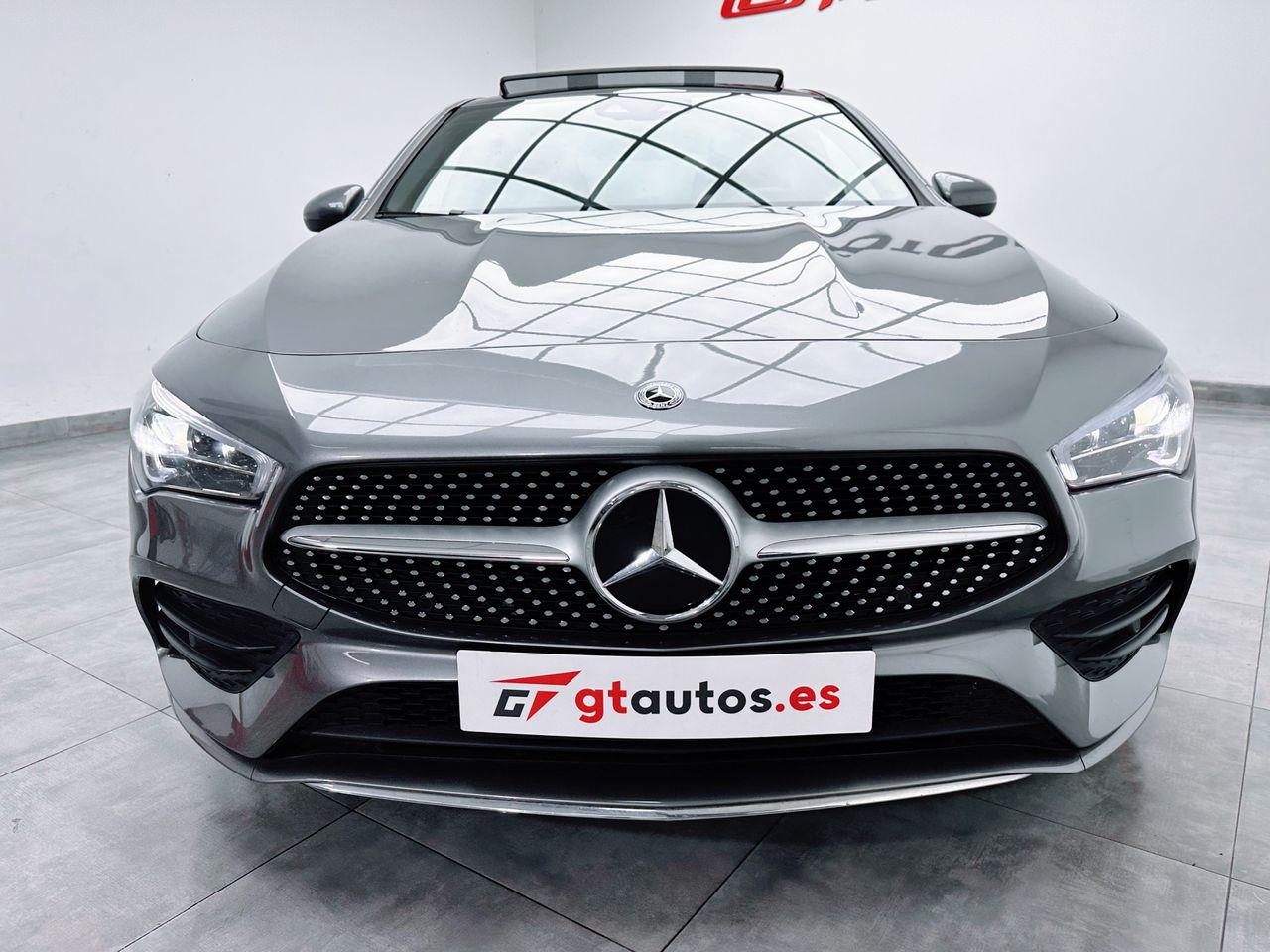 Foto Mercedes-Benz Clase CLA 25