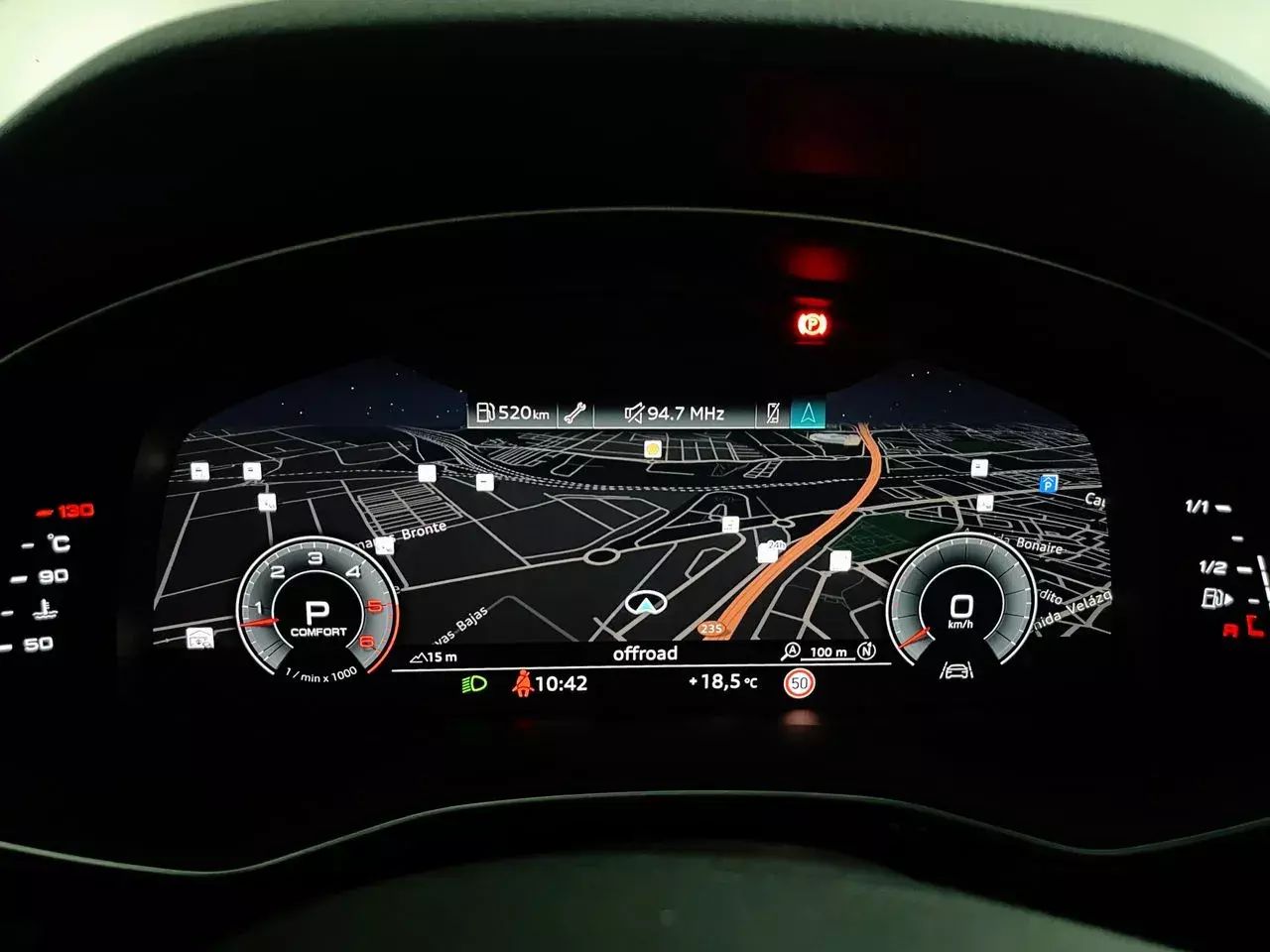 Foto Audi Q8 3