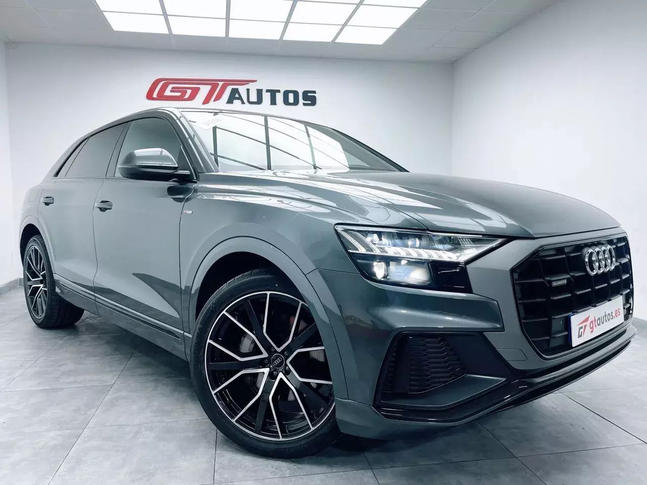 Foto Audi Q8 17