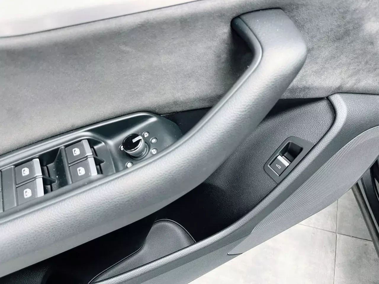 Foto Audi Q8 32