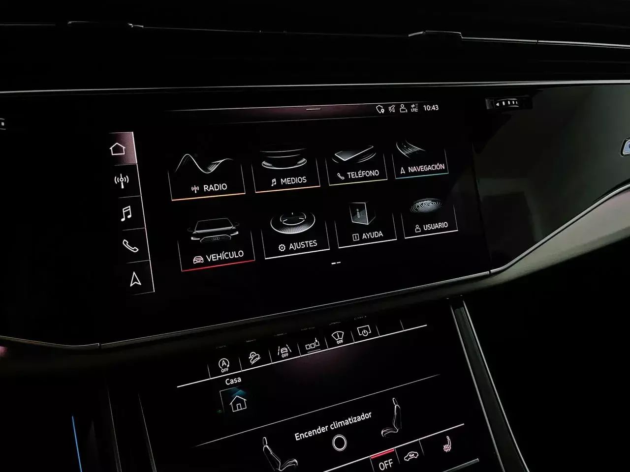 Foto Audi Q8 40