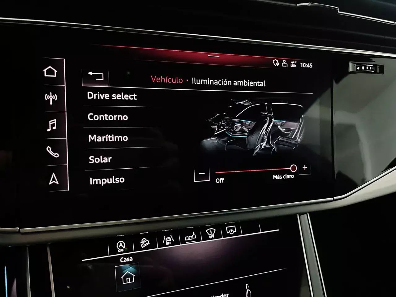 Foto Audi Q8 43