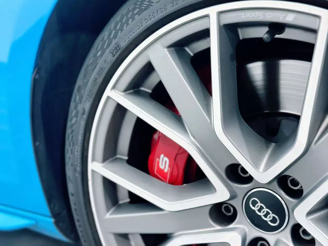 Foto Audi S4 16