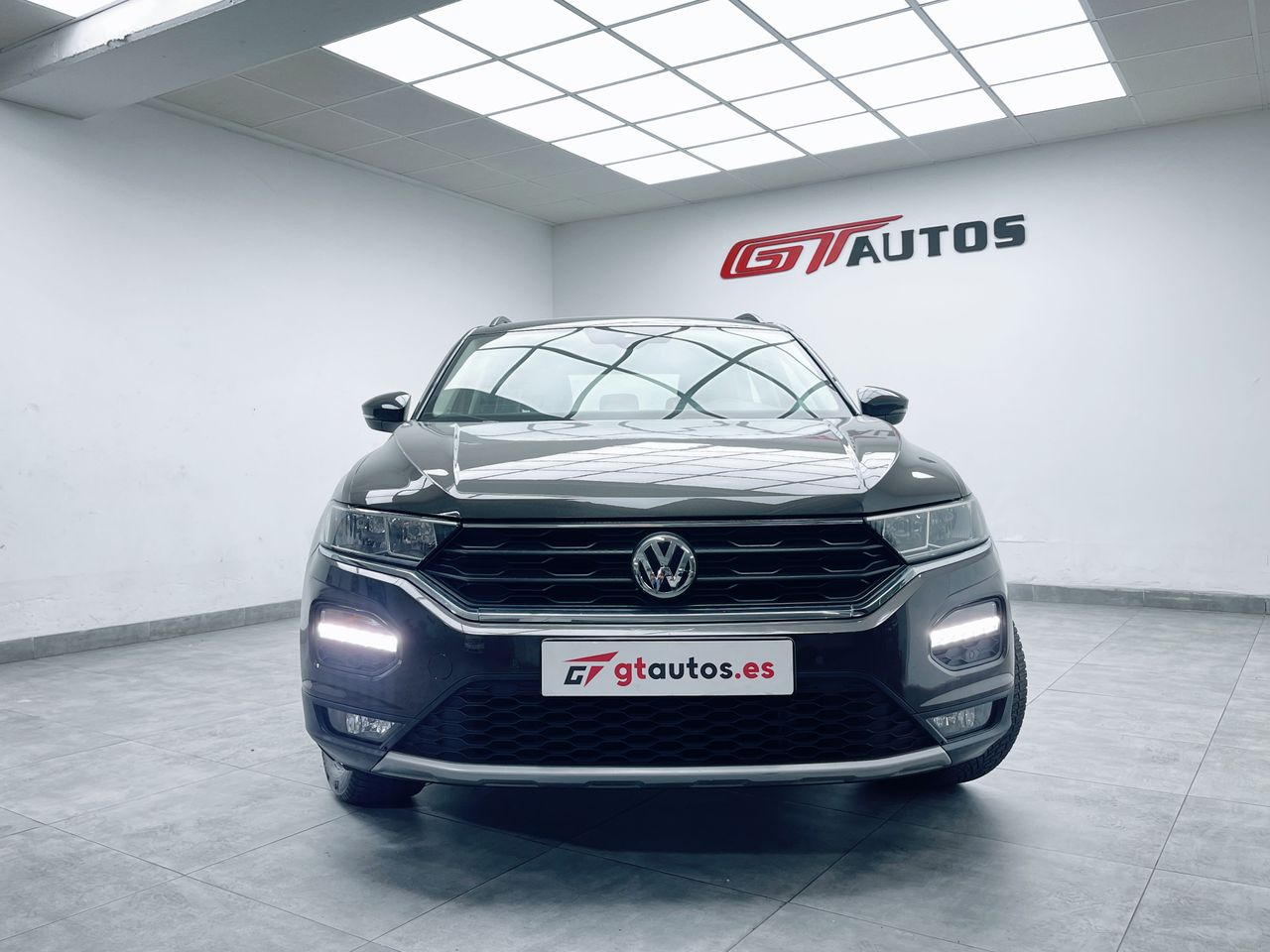 Foto Volkswagen T-Roc 16