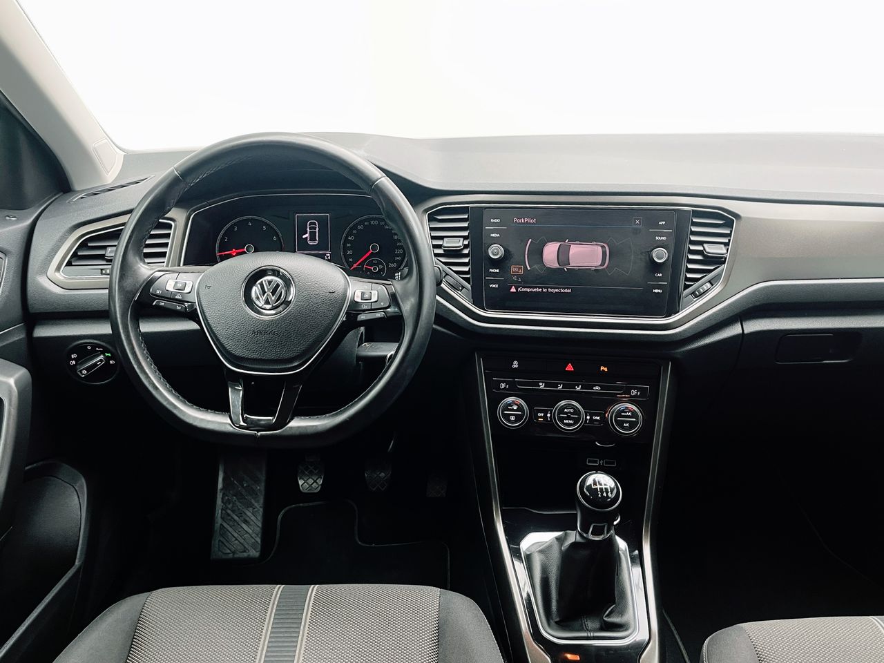 Foto Volkswagen T-Roc 7