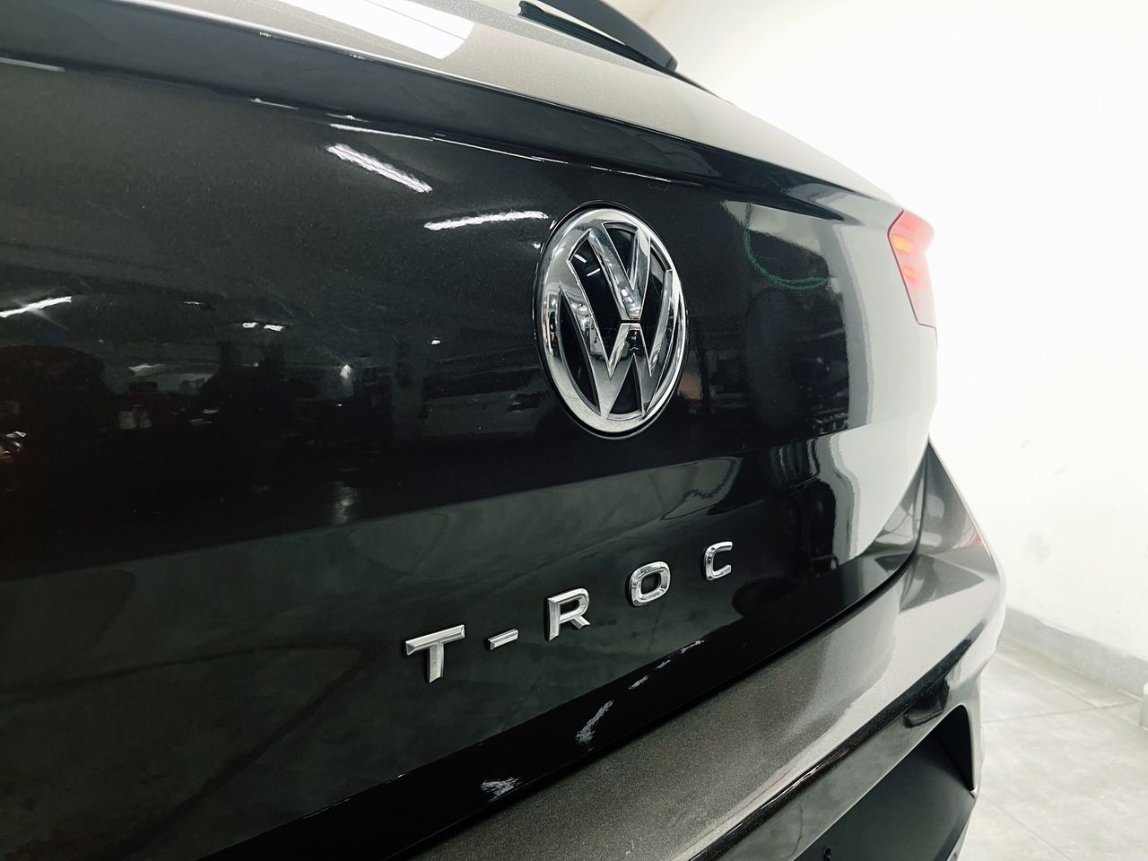 Foto Volkswagen T-Roc 10