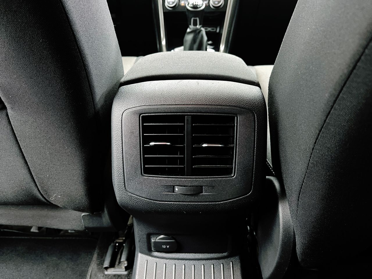 Foto Volkswagen T-Roc 26