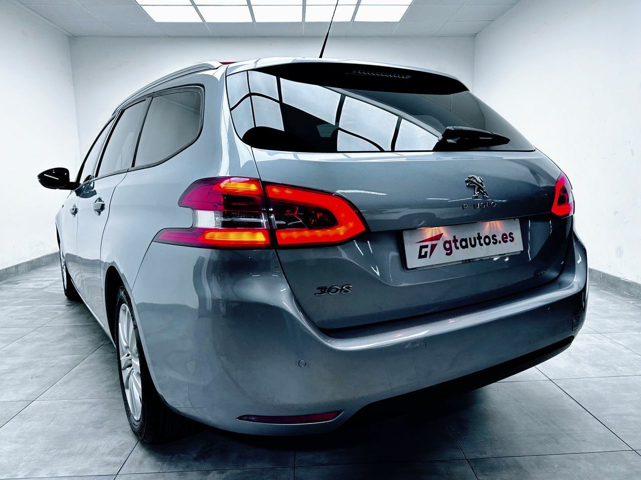 Foto Peugeot 308 11