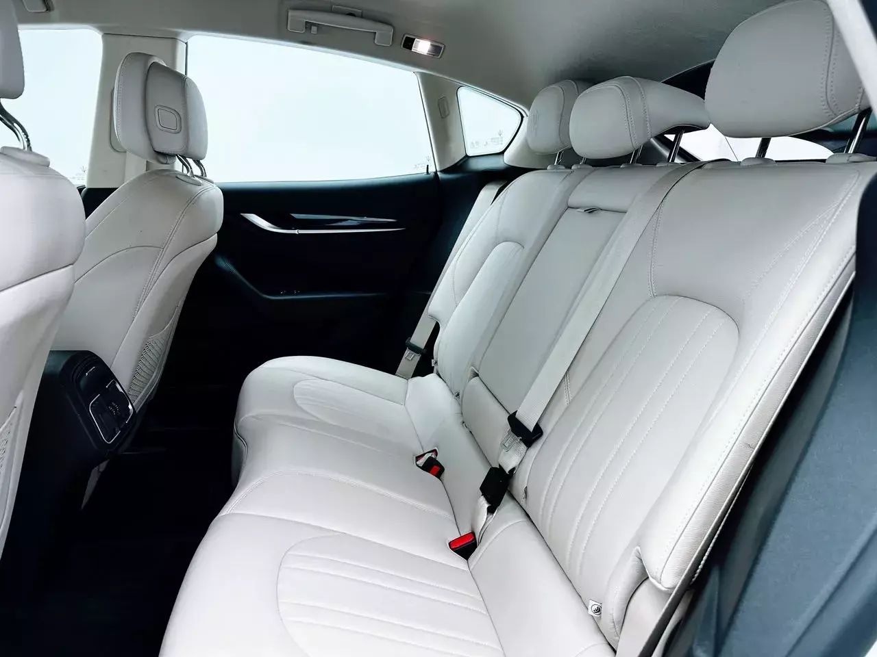 Foto Maserati Levante 41