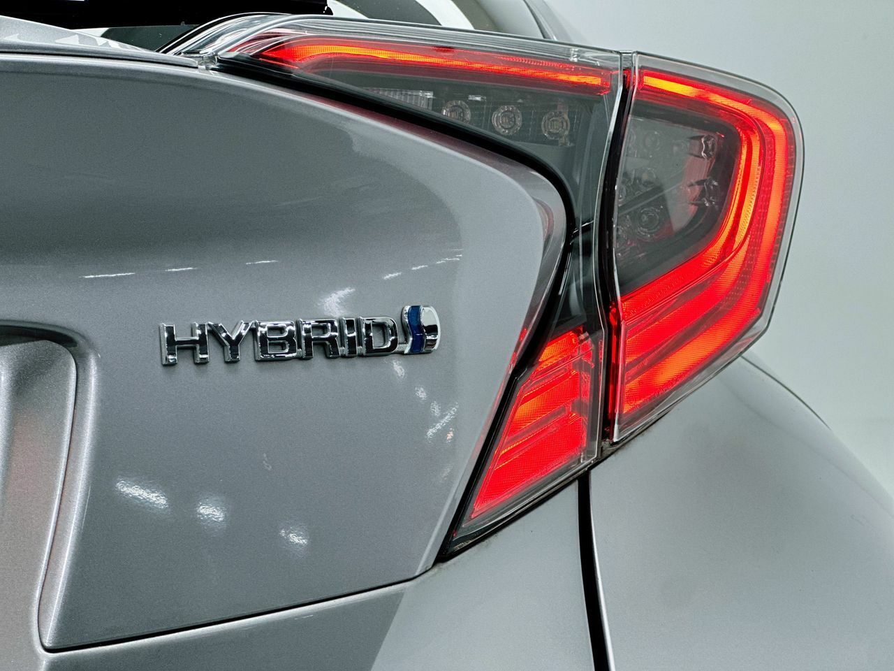 Foto Toyota C-HR 10