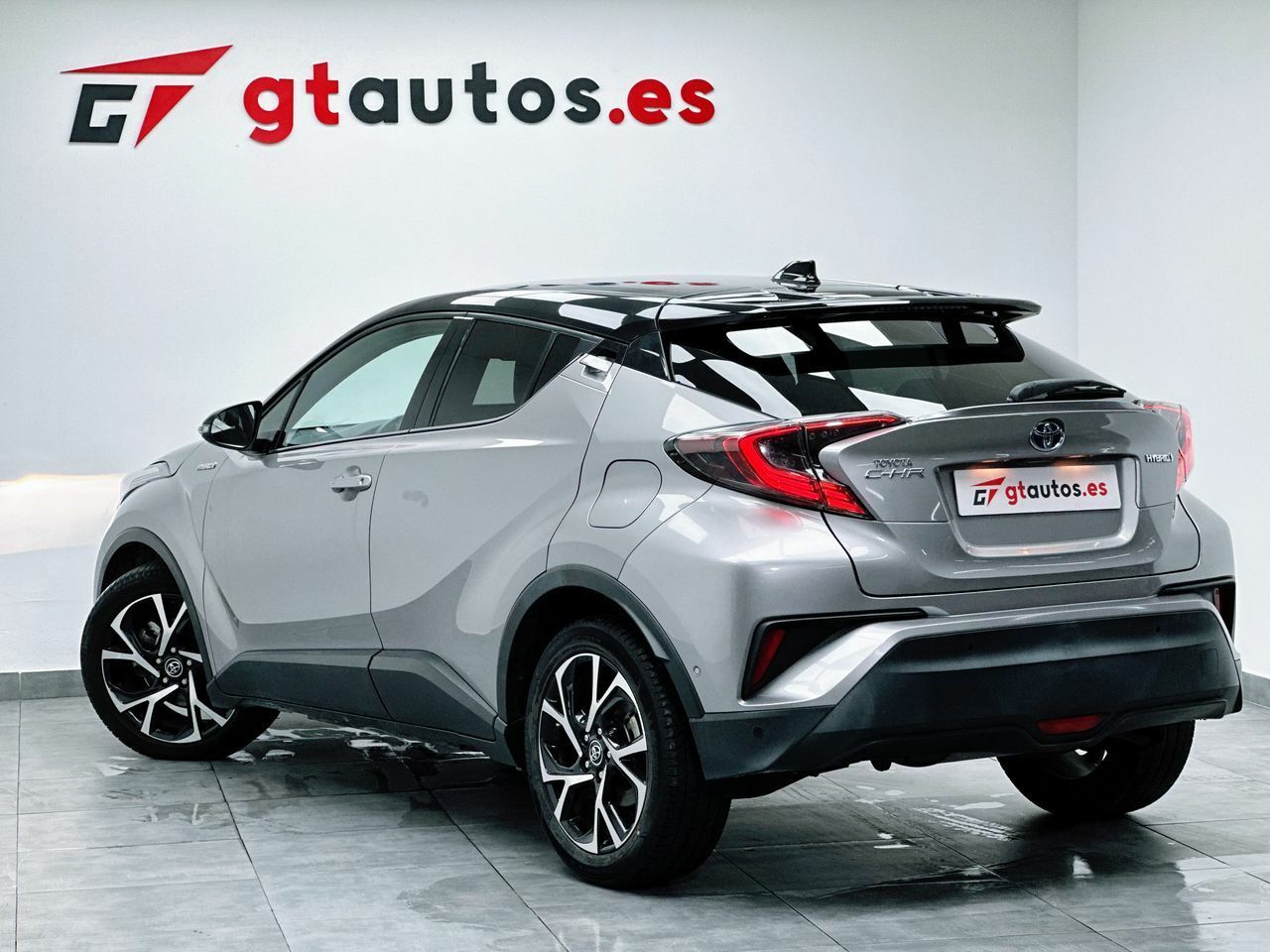 Foto Toyota C-HR 20