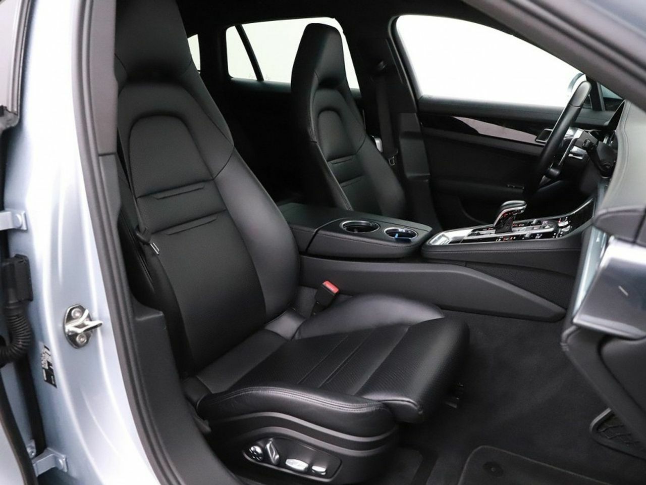 Foto Porsche Panamera 8