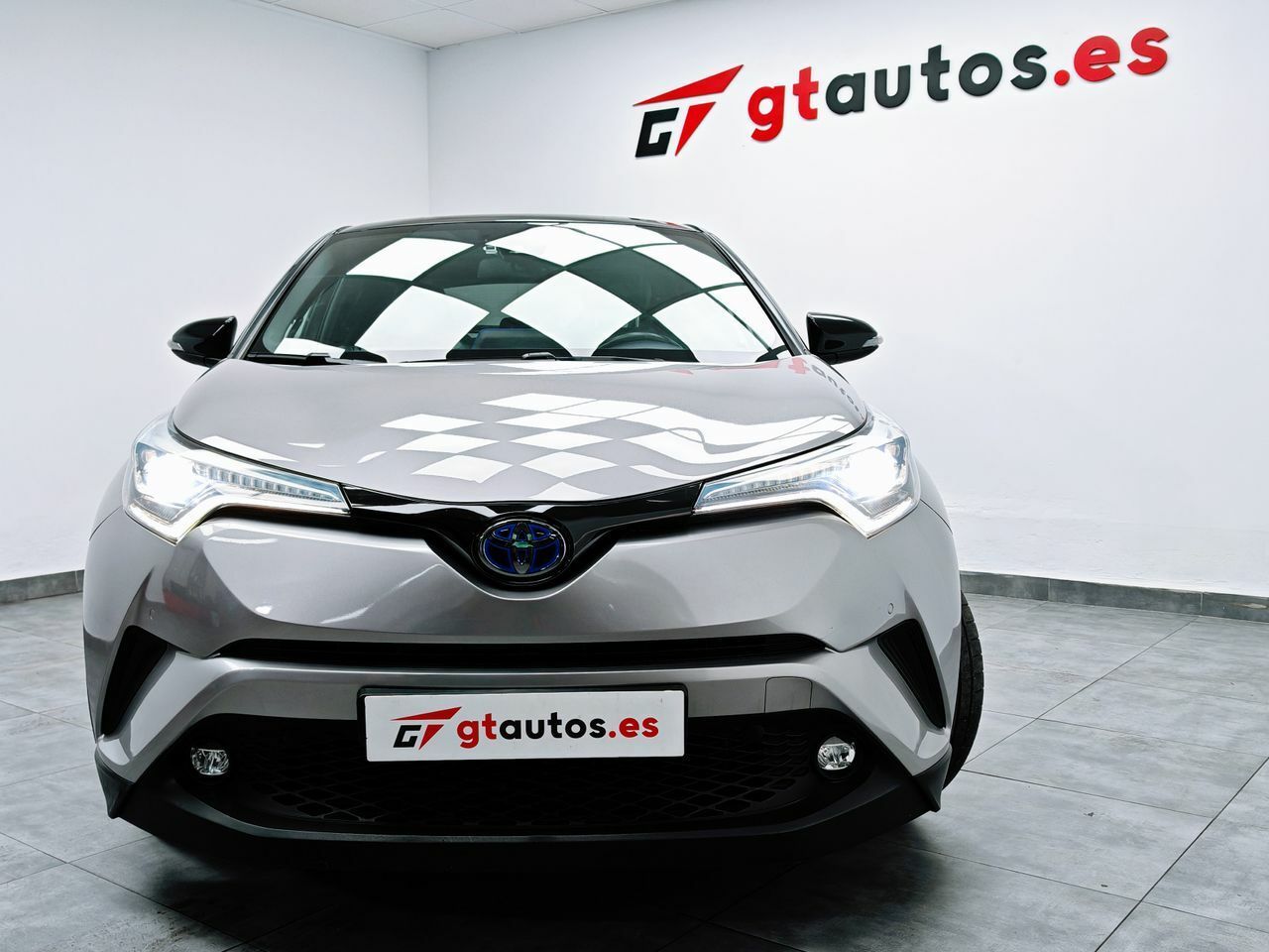 Foto Toyota C-HR 16