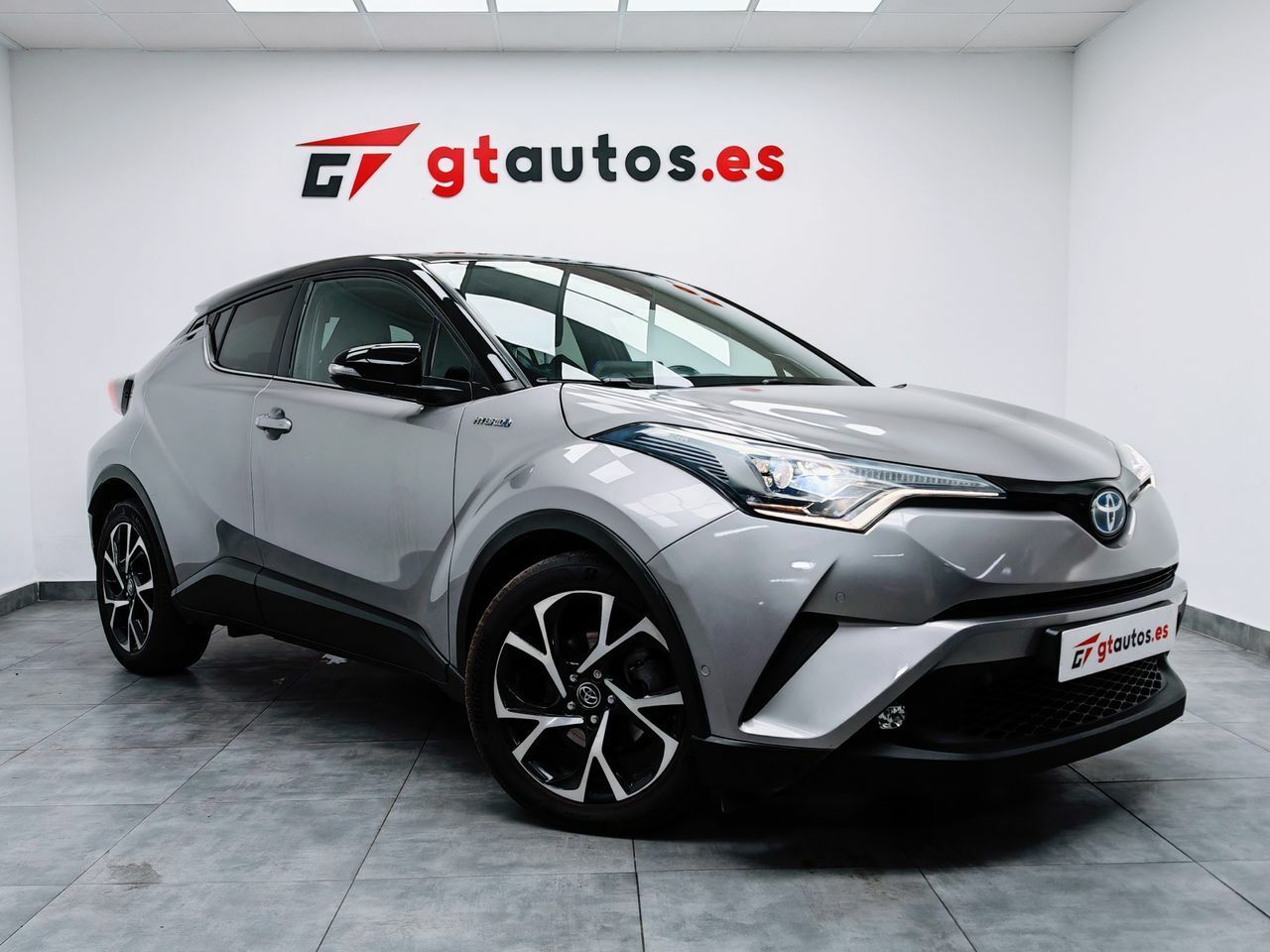 Foto Toyota C-HR 17
