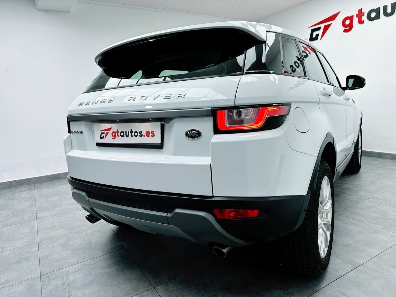 Foto Land-Rover Range Rover Evoque 14