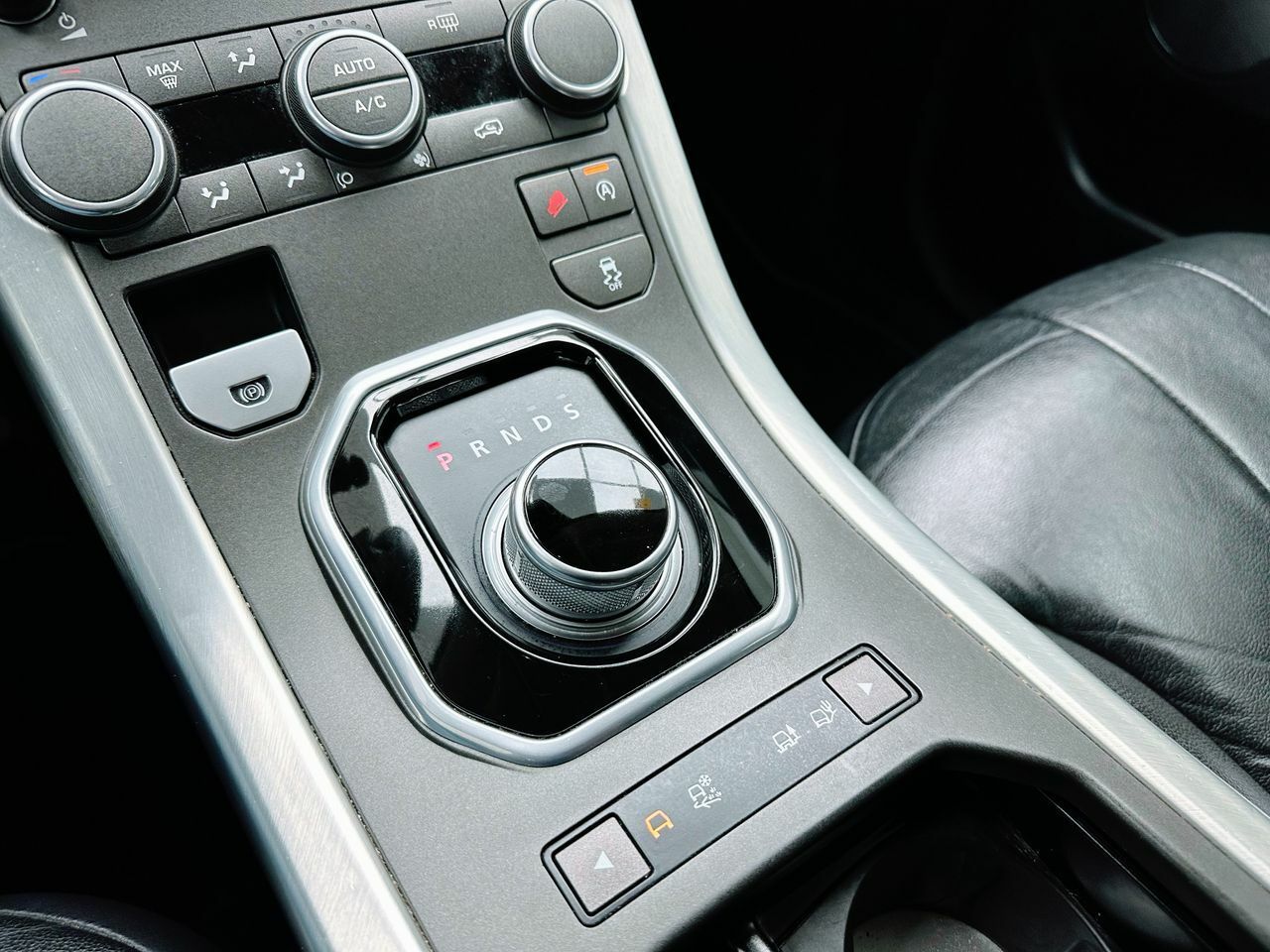 Foto Land-Rover Range Rover Evoque 16